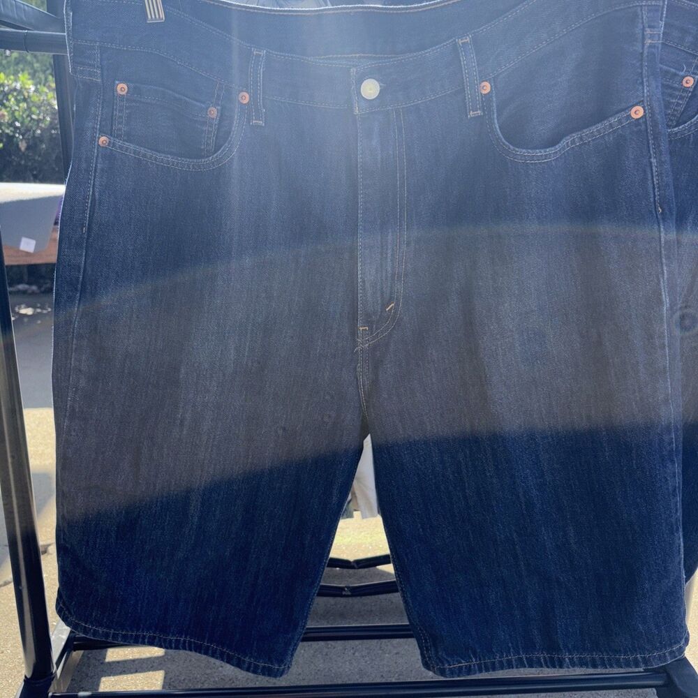 Levi's 469 Men's Denim Bermuda Shorts Size 38 Medium Blue Loose Fit